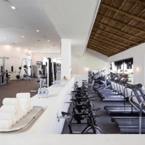 Gratis Playa Privada Parking Gratis Habitaciones Familiares Gimnasio Bluebay Grand Esmeralda