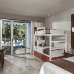 Mientras Que Las Suites Ofrecen Lujosas Opciones De Alojamiento Para Parejas O Grupos Que Desean Disfrutar De Una Experiencia De Hospedaje Exclusiva En Playa Del Carmen, Mexico