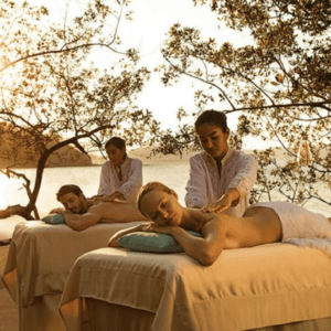 Que Incluyen Una Piscina Al Aire Libre Para Disfrutar Del Sol Y La Brisa Marina En Secrets Papagayo En Costa Rica, Guanacaste, America Central