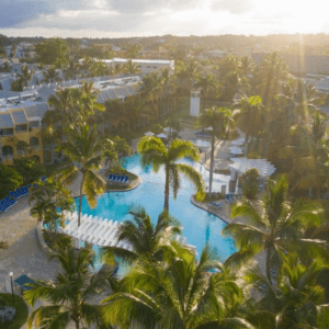 El Casa Marina Beach & Reef Es Un Hotel De Gran Tamaño