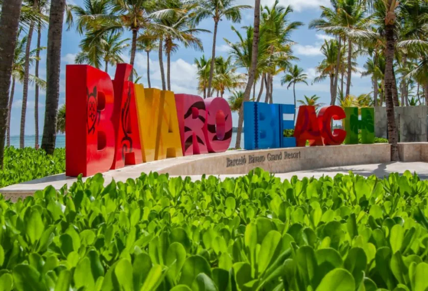 Imagina Un Lugar Donde La Comodidad Y El Lujo Se Encuentran Con La Belleza Natural Del Caribe