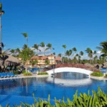 La Disposición De Sus Edificios Y áreas Comunes Está Diseñada Para Maximizar La Comodidad Y Accesibilidad En Punta Cana, Republica Dominicana