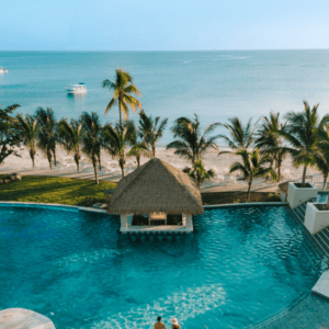 Te Diriges Hacia La Playa Privada