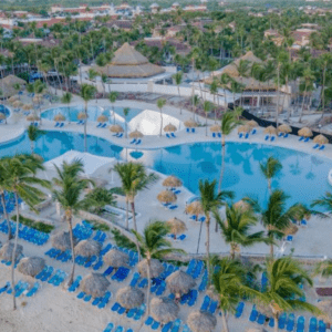 Este Resort Ofrece Una Amplia Gama De Servicios Y Actividades Que Harán De Tu Estancia Una Experiencia Inolvidable En Republica Dominicana, Punta Cana, Caribe