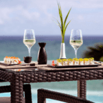 Mientras Que El Spa Ofrece Un Santuario De Paz Con Tratamientos De Masajes Y Envolturas Corporales En Republica Dominicana, Punta Cana, Caribe