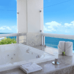 Minibar Abastecido Y Balcones Privados En Grand Oasis Palm