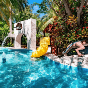 Y Un Club Infantil Supervisado Para Los Más Pequeños