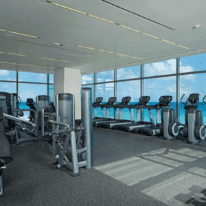 El Resort También Ofrece Servicio De Habitaciones Las 24 Horas