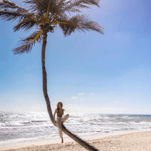 Las Noches Están Llenas De Entretenimiento En Secrets Tulum Resort Beach Club En Mexico, Tulum, Caribe