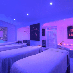 Con Traslados Disponibles Desde El Aeropuerto Y Opciones De Alquiler De Coches Para Explorar La Región