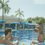 El Hotel Cuenta Con Un Eficiente Servicio De Conserjería