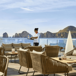 Mientras Que El Wifi Gratuito Asegura Que Siempre Puedan Estar Conectados