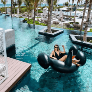 Tratamientos De Spa Y Entretenimiento Nocturno