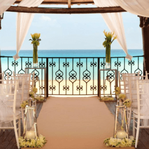Y Deportes Como Tenis Y Golf En Cancun, Mexico
