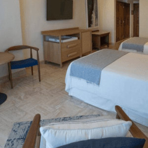Este Hotel Presenta Un Estilo Contemporáneo Que Combina La Elegancia Moderna Con Elementos Tradicionales Mexicanos En Fiesta Americana Puerto Vallarta Spa En Mexico, Puerto Vallarta, Caribe
