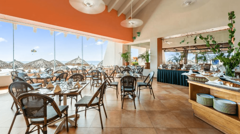 El Club Infantil Es Una Maravilla En Ixtapa Zihuatanejo, Mexico