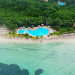 Ofreciendo Una Variedad De Tiendas