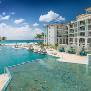 Incluyendo Una Infinity Pool Que Parece Perderse En El Horizonte En Sandals Royal Barbados