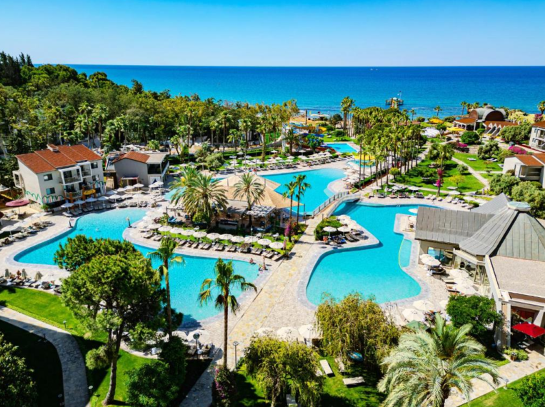 Arum Barut Collection